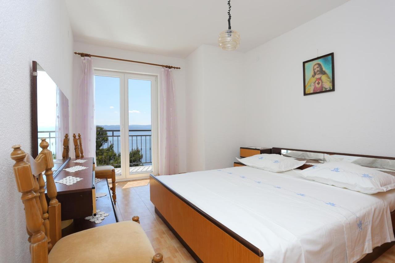 Apartments With A Parking Space Brela, Makarska - 6043 Exterior foto
