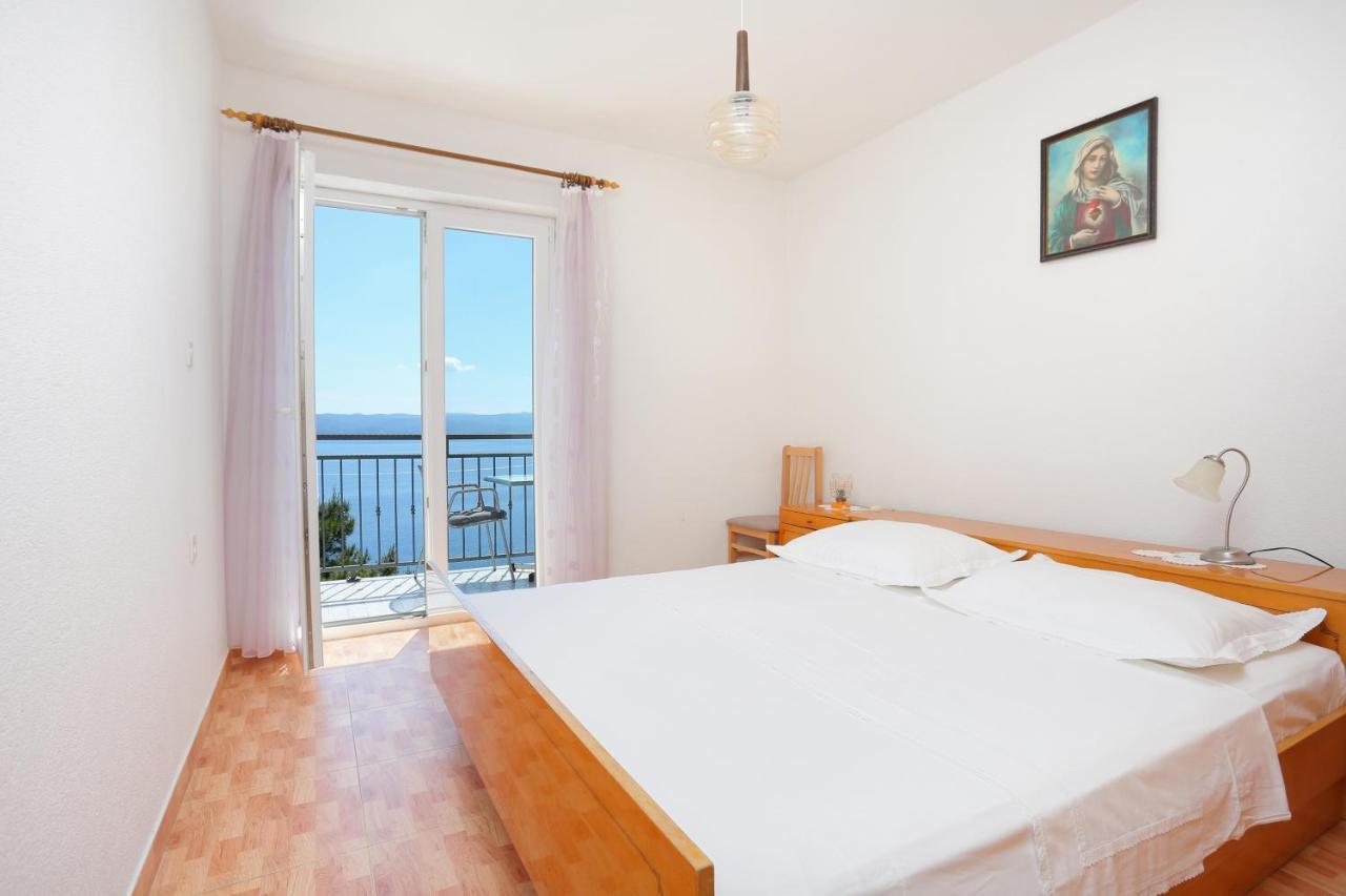 Apartments With A Parking Space Brela, Makarska - 6043 Exterior foto